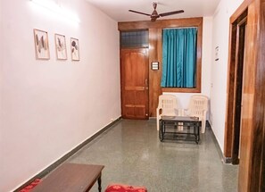 Apartamento | Área de estar | Impressoras