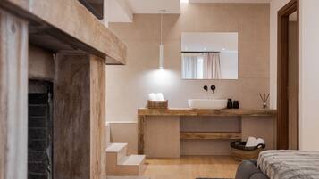 Deluxe Suite | Egyptian cotton sheets, premium bedding, down comforters