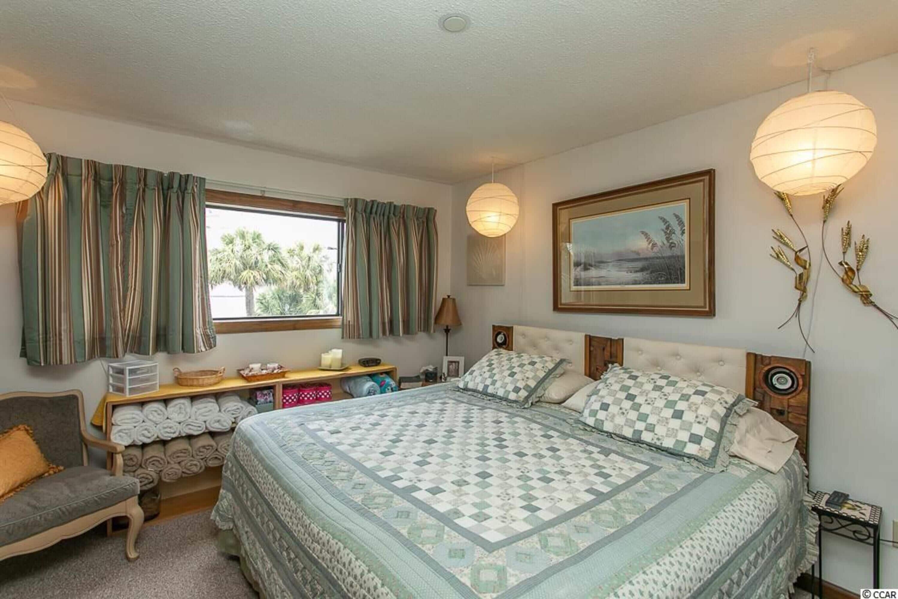 Comfort Condo, 1 Bedroom, Balcony, City View | Individually decorated, individually furnished, iron/ironing board