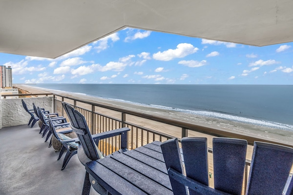 Family Condo, 2 Bedrooms, Pool Access, Beach View | Balcony