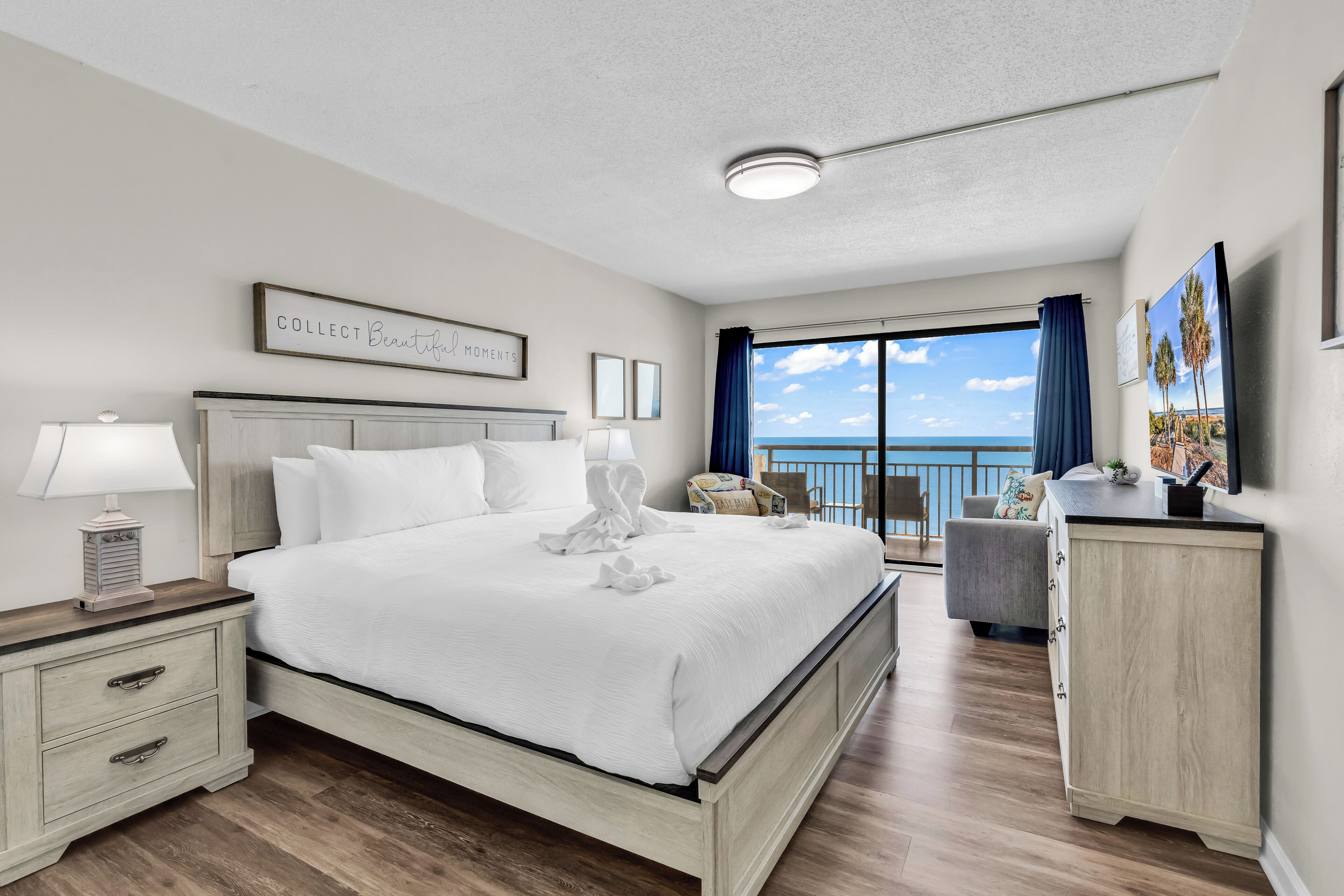 Exclusive Condo, 2 Bedrooms, Balcony, Ocean View | Individually decorated, individually furnished, iron/ironing board