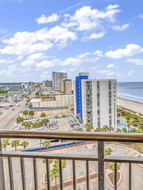 Comfort Condo, 1 Bedroom, Balcony, Beach View | Balcony view
