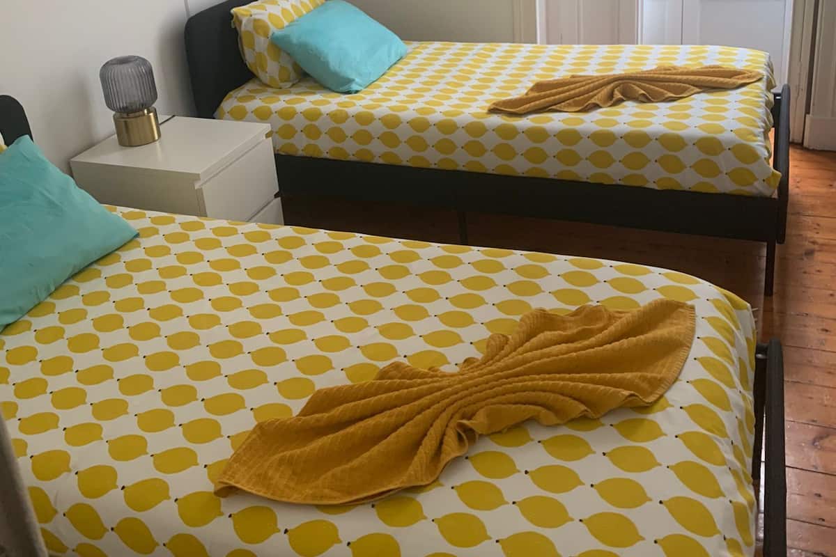 Free WiFi, bed sheets