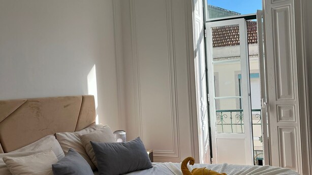 Chambre supérieure, 1 grand lit, non-fumeur, vue sur la ville