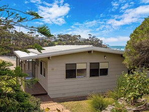 Exterior - Pet-Friendly Waterfront, Malua Bay | Strathnaver (Malua Bay)