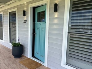 Exterior detail - Foxhill Shores -WIFI, NO PETS (Robe)