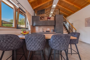 In-room dining - Villa Ika (Benkovac)