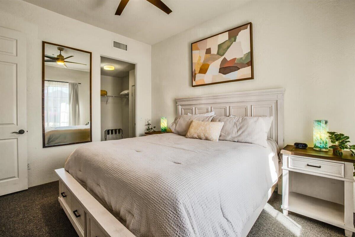 1 bedroom, desk, iron/ironing board, WiFi