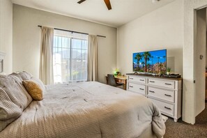 1 bedroom, desk, iron/ironing board, WiFi