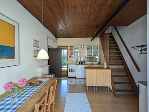Fridge, microwave, dishwasher