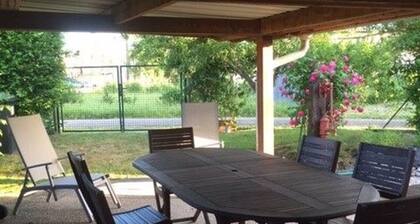 Amplio alojamiento rural con jardín, cerca de Épinal, Wi-Fi