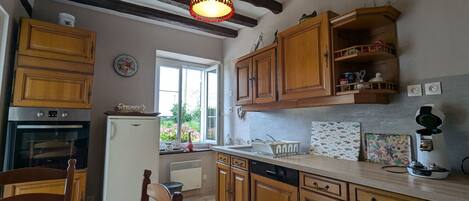 Fridge, microwave, dishwasher