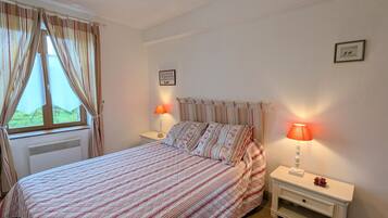 1 chambre, Wi-Fi gratuit, draps fournis