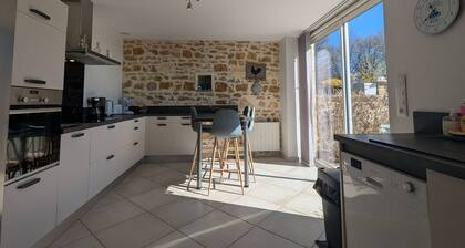 Authentic Charm in Berry, 11 Pax, Garden and Wifi