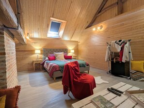 4 habitaciones, wifi gratis y ropa de cama 