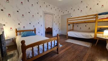 5 habitaciones y wifi gratis