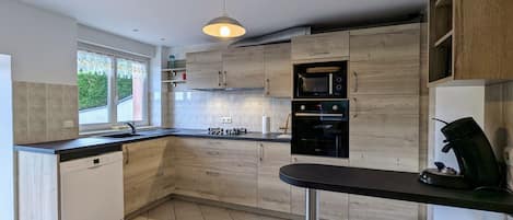 Fridge, microwave, dishwasher, toaster