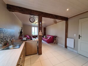 Interior - House in Berry with enclosed garden near Lake Eguzon (Orsennes)