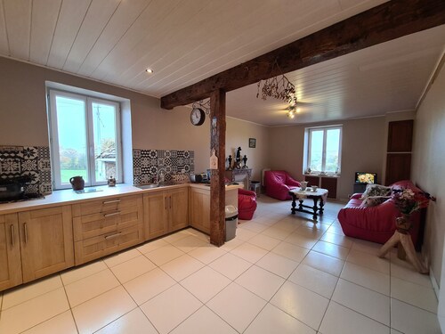 Maison en Berry avec jardin clos près du lac d'Eguzon