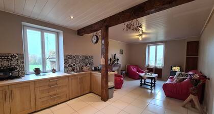 Maison en Berry avec jardin clos prĂšs du lac d'Eguzon