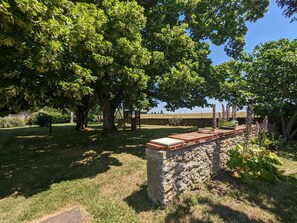 Enceinte de lâhĂ©bergement