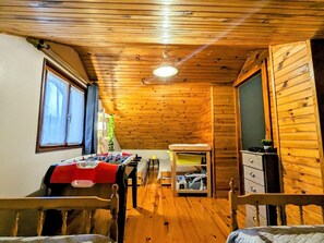 Games room - Family chalet Vosges with foosball and pets allowed (Ventron)