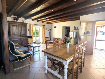 Cottage in Lorraine: 3 bdr, garden, near Lake Madine