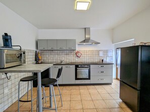 Fridge, microwave, dishwasher, toaster
