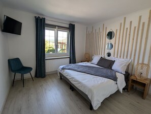 5 camere, Wi-Fi gratuito, lenzuola