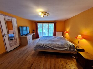 4 soverom, wi-fi (inkludert) og sengetøy