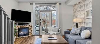 Cedar Ridge Chalet - Pool & Hot tub - Pet Friendly