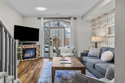 Cedar Ridge Chalet - Pool & Hot tub - Pet Friendly