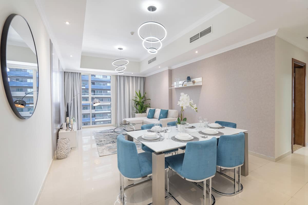 Een 42-inch smart-tv met digitale zenders, Netflix en streamingdiensten