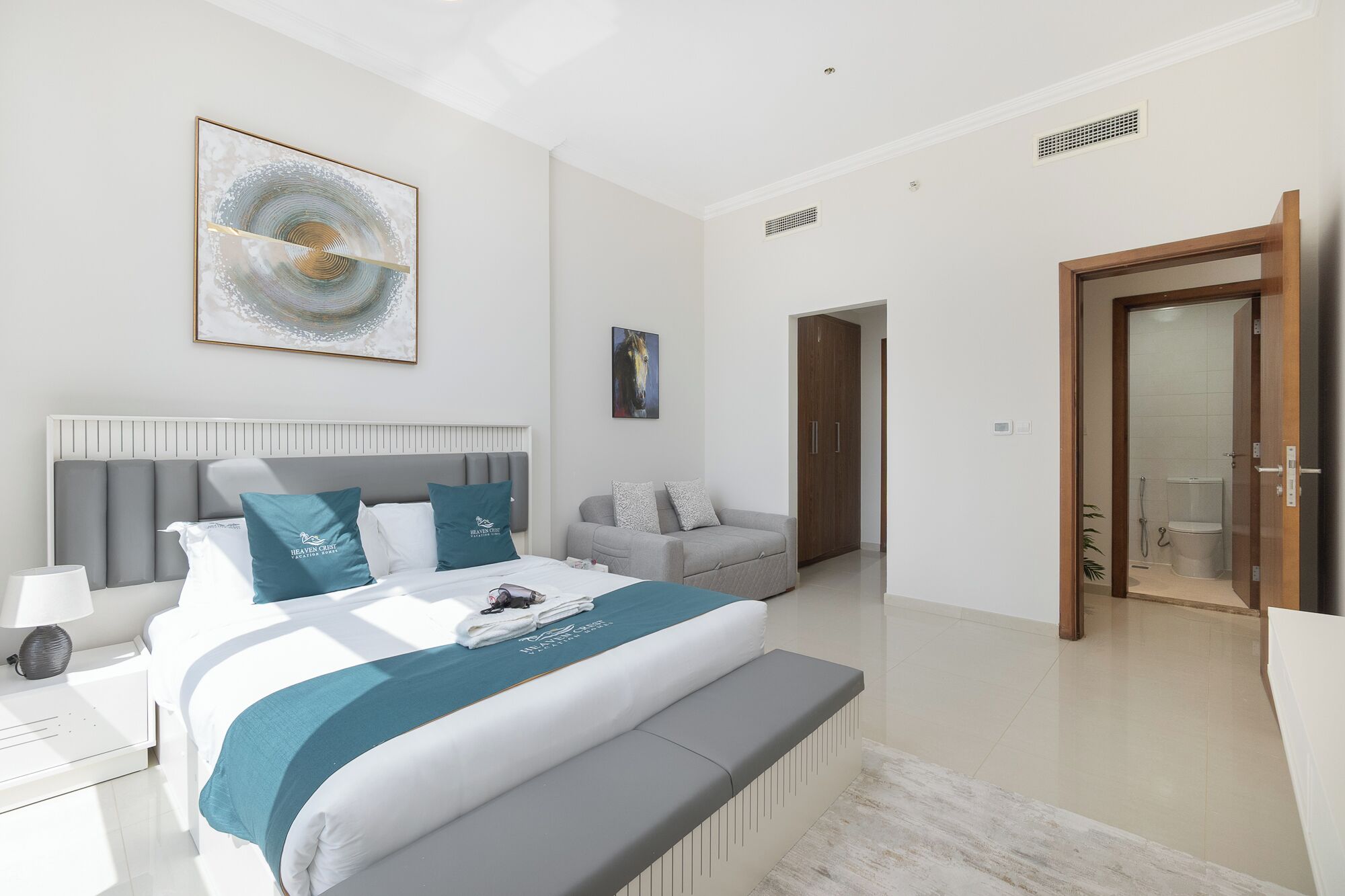 Deluxe Apartment, 1 Bedroom, Non Smoking | Hypo-allergenic bedding, desk, laptop workspace, soundproofing