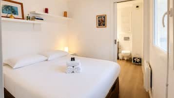 1 bedroom, iron/ironing board, free WiFi, bed sheets