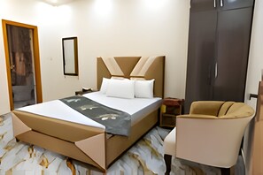Deluxe Double Room | Free WiFi