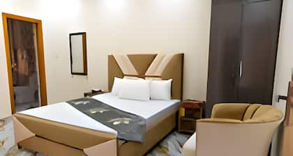 Serene Elegance Hotel