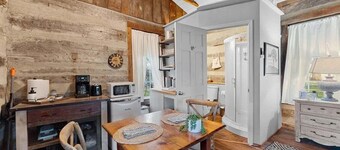 Adorable Augusta Cabin