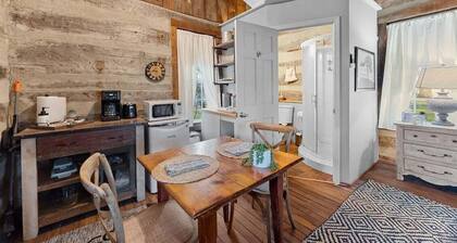 Adorable Augusta Cabin