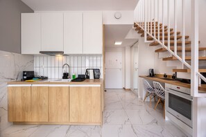 Suite Studio | Coin cuisine privé | Cafetière/bouilloire, bouilloire électrique