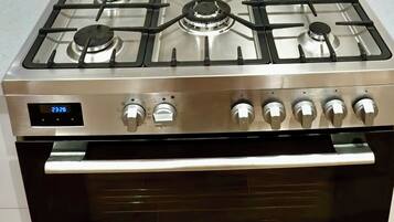 微波爐、焗爐、爐具、洗碗機