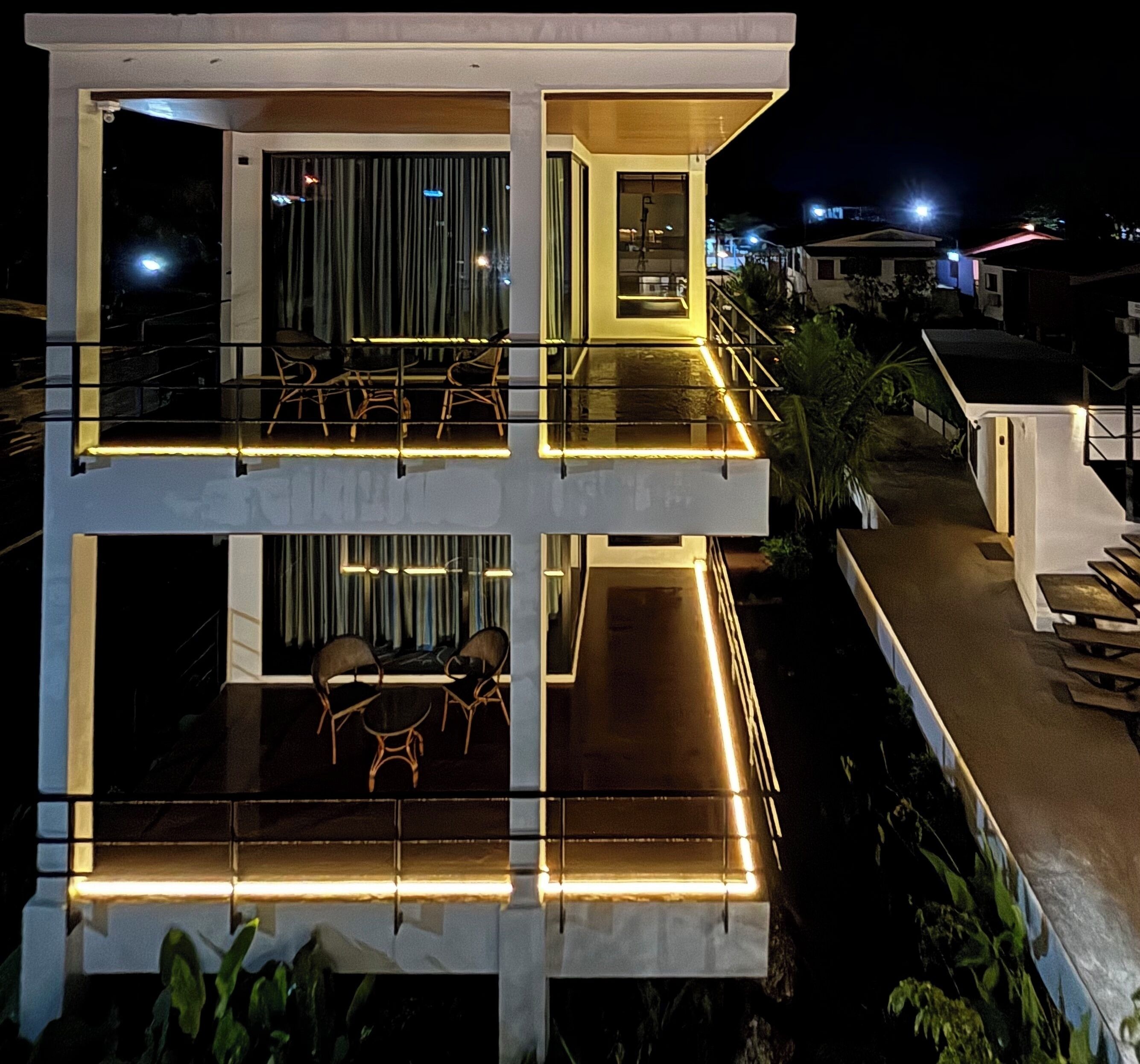 Habitación Deluxe doble, vistas al río | Balcón