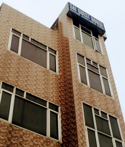 Goroomgo Sai Guest House Pathankot