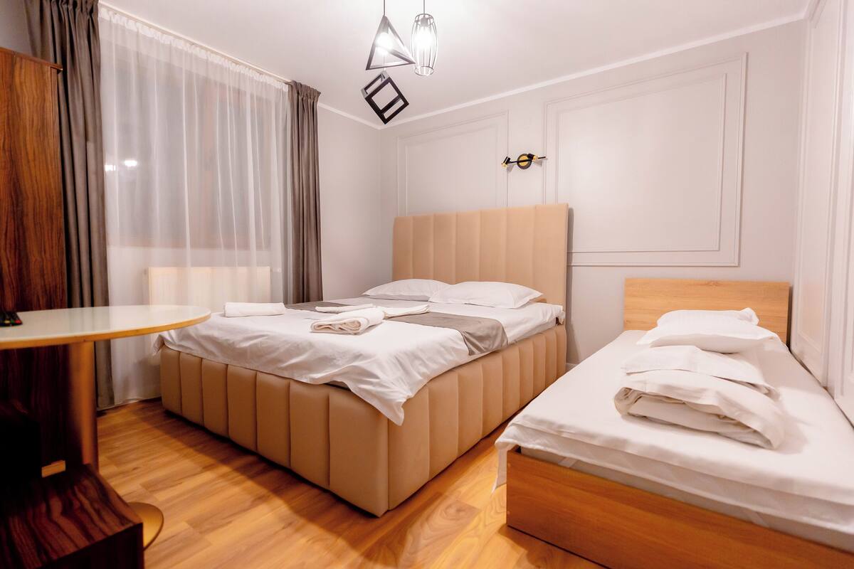 Habitación triple Confort | 2 dormitorios y wifi gratis