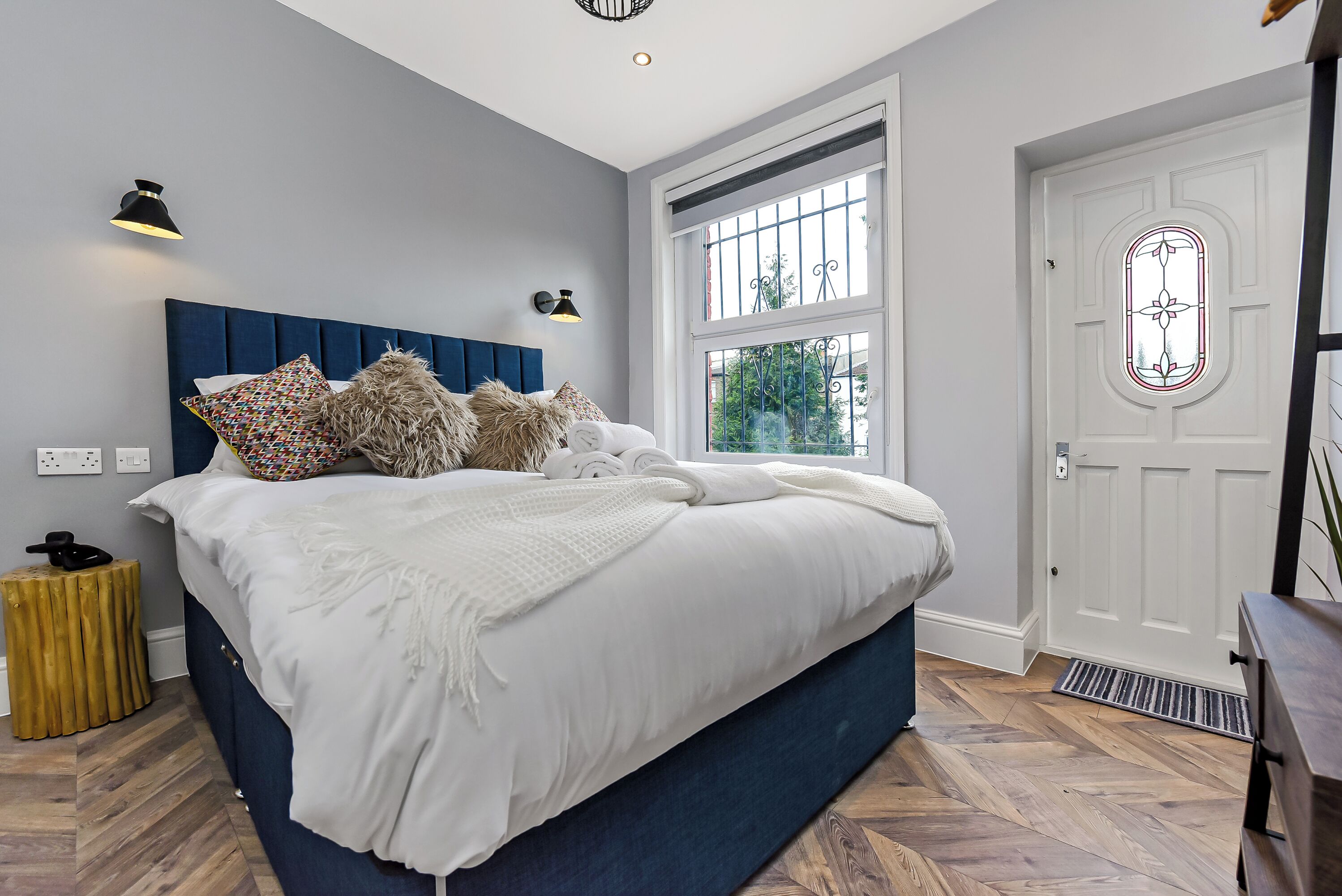 4 Schlafzimmer, Schreibtisch, Bügeleisen/Bügelbrett, kostenloses WLAN