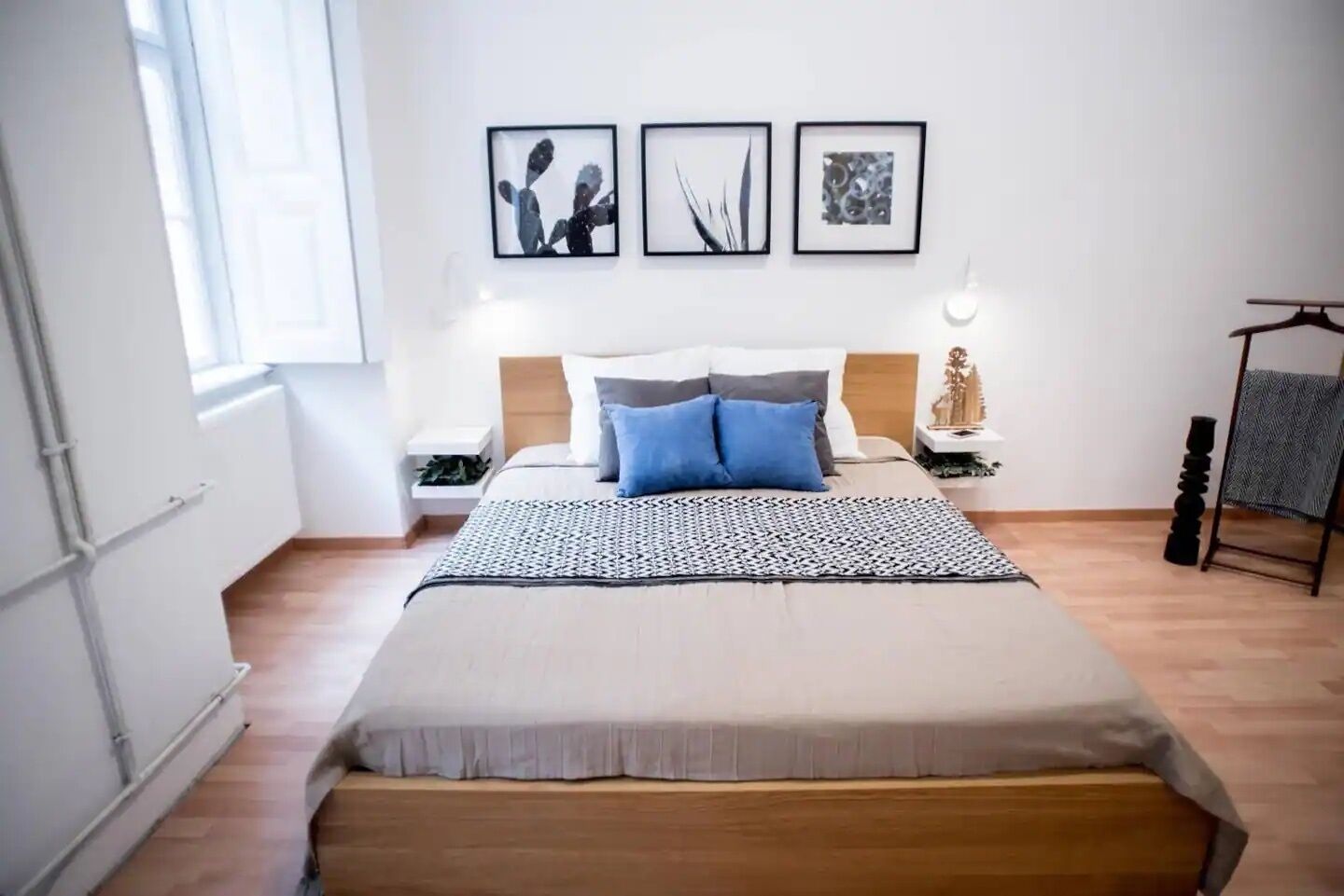 2 bedrooms, iron/ironing board, travel crib, free WiFi