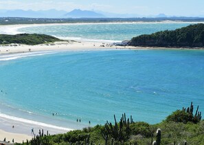 Sun loungers - Tropical Beach / Center - Cabo Frio (Cabo Frio)