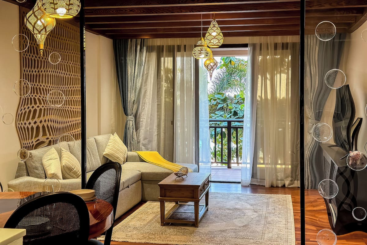 In-room safe, blackout curtains, iron/ironing board, free WiFi