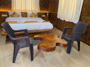 Premium Room | Premium bedding, free WiFi, bed sheets - LOVE GREEN RESORTS (Palladam)