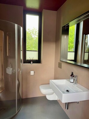 Familielejlighed - terrasse - udsigt til have | Badeværelse | Håndklæder